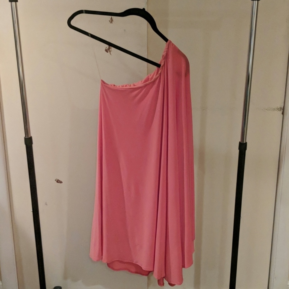 One shoulder dress